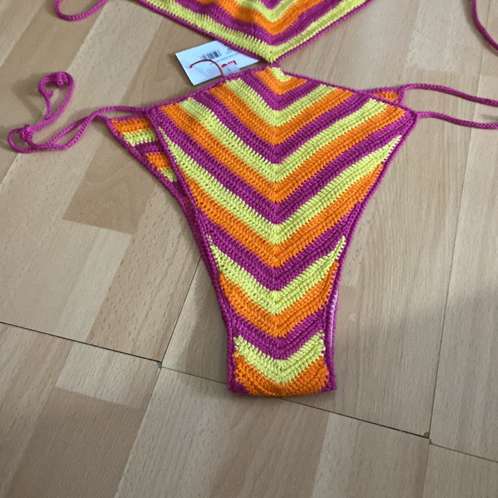 Solid& Striped - Picture 3 of 9